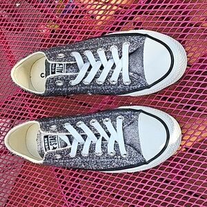 Converse Glitter tennis shoes NWOB